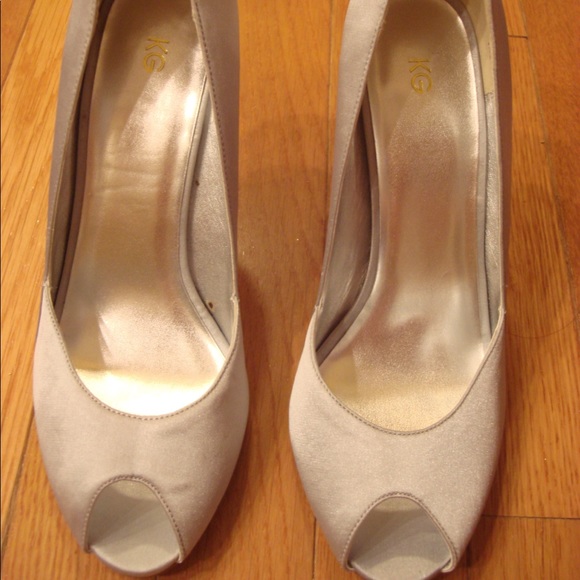 KG Metallic Silver Open-Toe Pumps - Picture 2 of 5